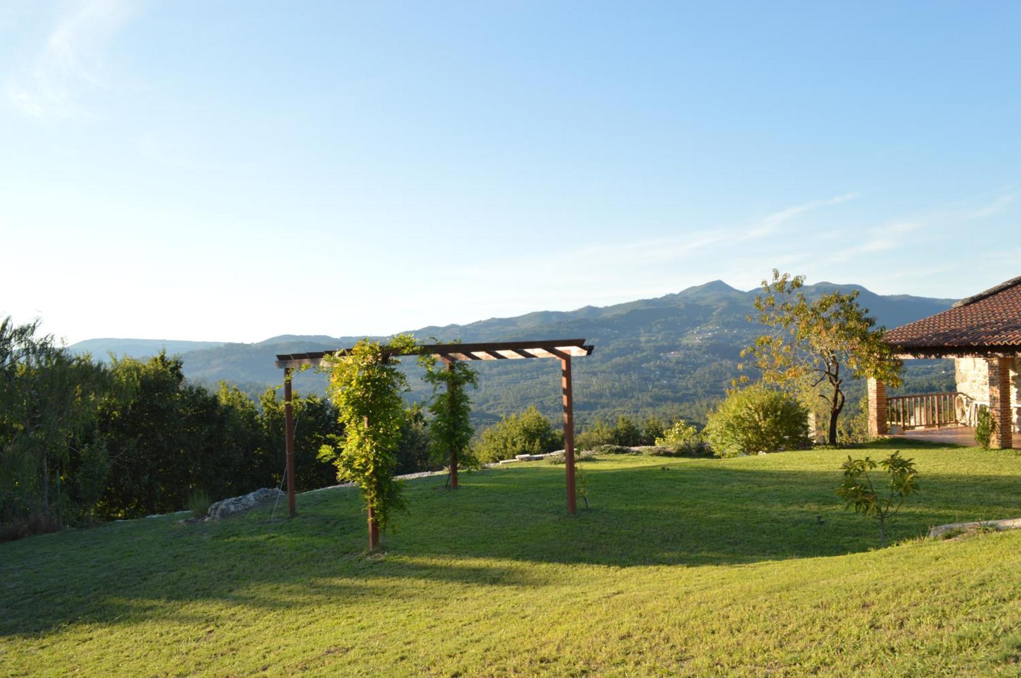 Airinos De Mondariz Villa ภายนอก รูปภาพ